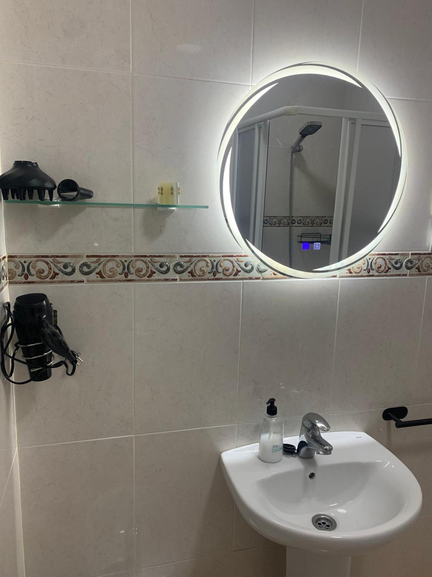 Apartamento Centrico A 1Km De La Playa. Pontedeume Zewnętrze zdjęcie